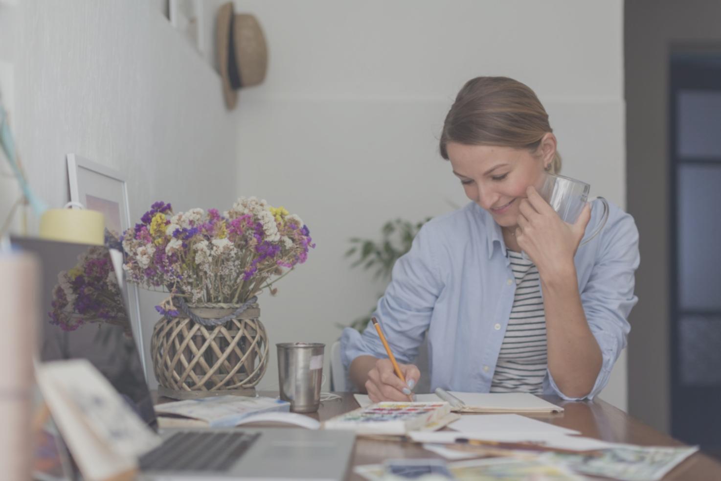 Instructor providing feedback in an online learning session