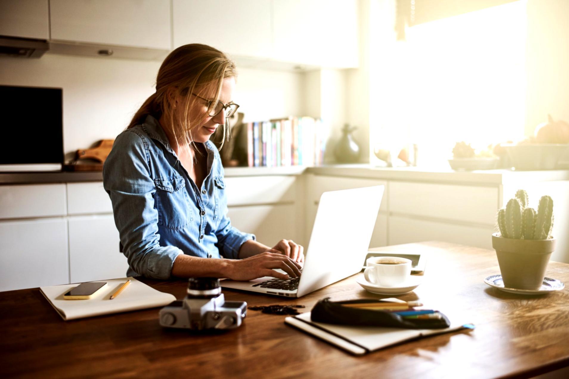 Business Contract Negotiation for Non-Lawyers